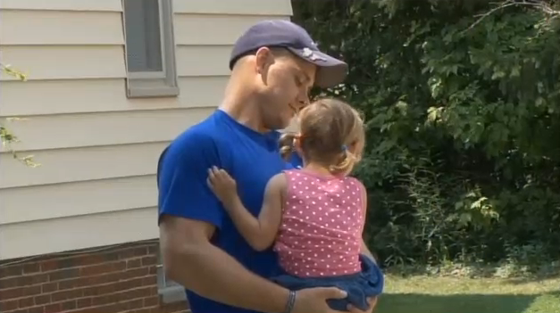 Cpl. Haworth and his daughter (courtesy 19 News)